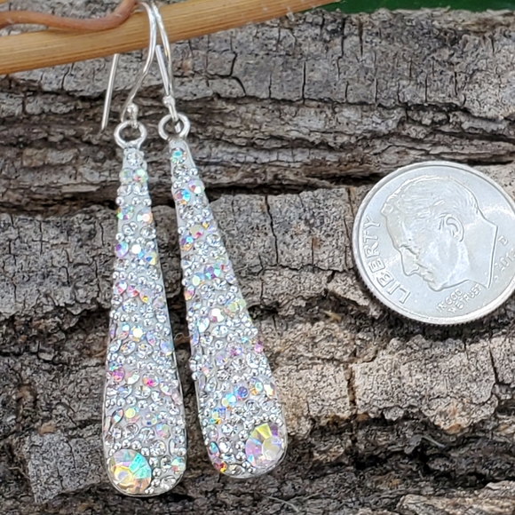 Hand Crafted Jewelry - Sparkling teardrop silver earring